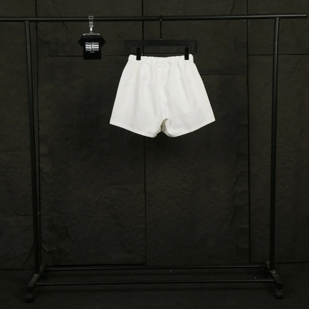 P146 Actual photo [Hot in summer] Style number: 25051# Color: Black/Navy/Khaki/Beige/Matte Pink Size: S to 100% restoration of workmanship, fake placket design with front waves, double stitched lines covering the independent waistband, 0.6 thread pressure for the whole garment ✅ - RL/women's classic drawstring cotton shorts, super long and wide-leg style, the upper body does not stick to the legs, breathable and cool, drawstring elastic waist, easy to wear and match, all shirts and short-sleeved suits are good-looking. If you like the lazy style, you must buy the refreshing commuting OOTD, practical and full, a must-have item for the summer wardrobe, clean and refreshing
